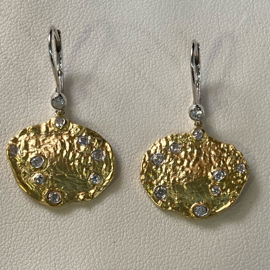 14 Kt Yellow And White Gold Diamond Drop Earrings